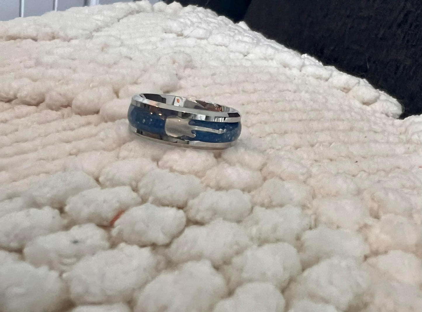 Men’s Memorial Ring