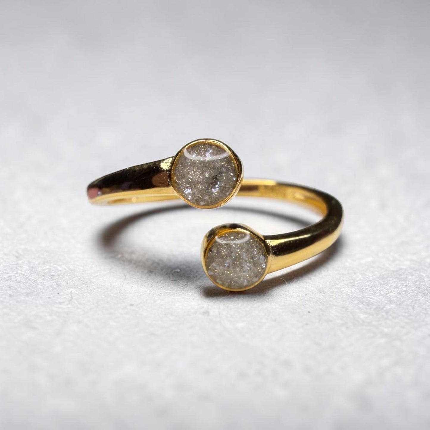 Cecilia Ring