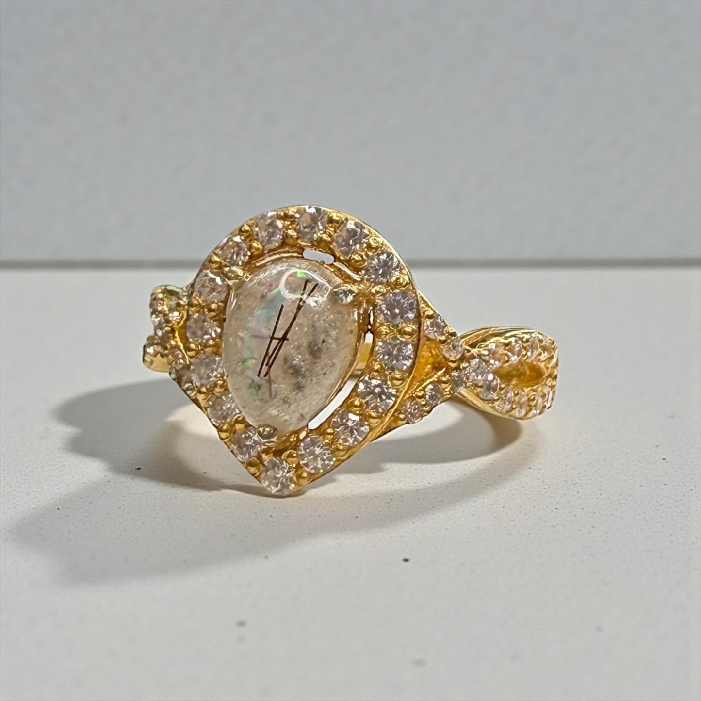 Ariel  Ring