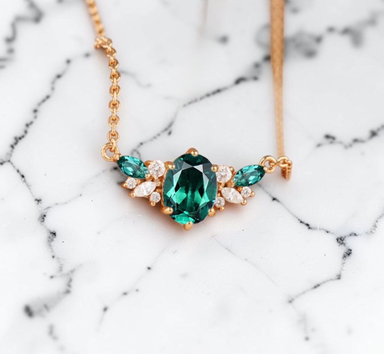 Oval Flower Behind the Stone Necklace