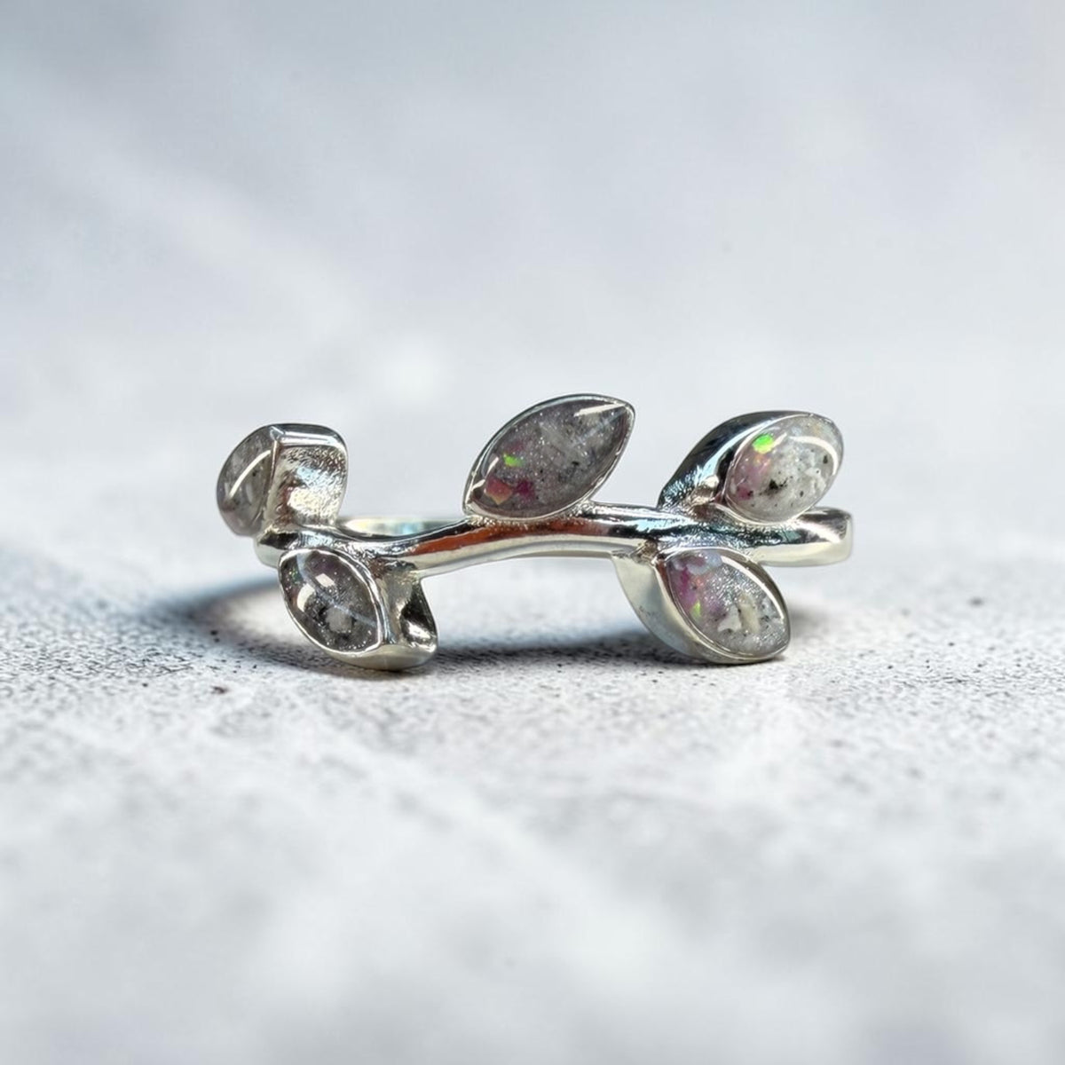 Kalina Ring – cremation and breastmilk keepsake ring
