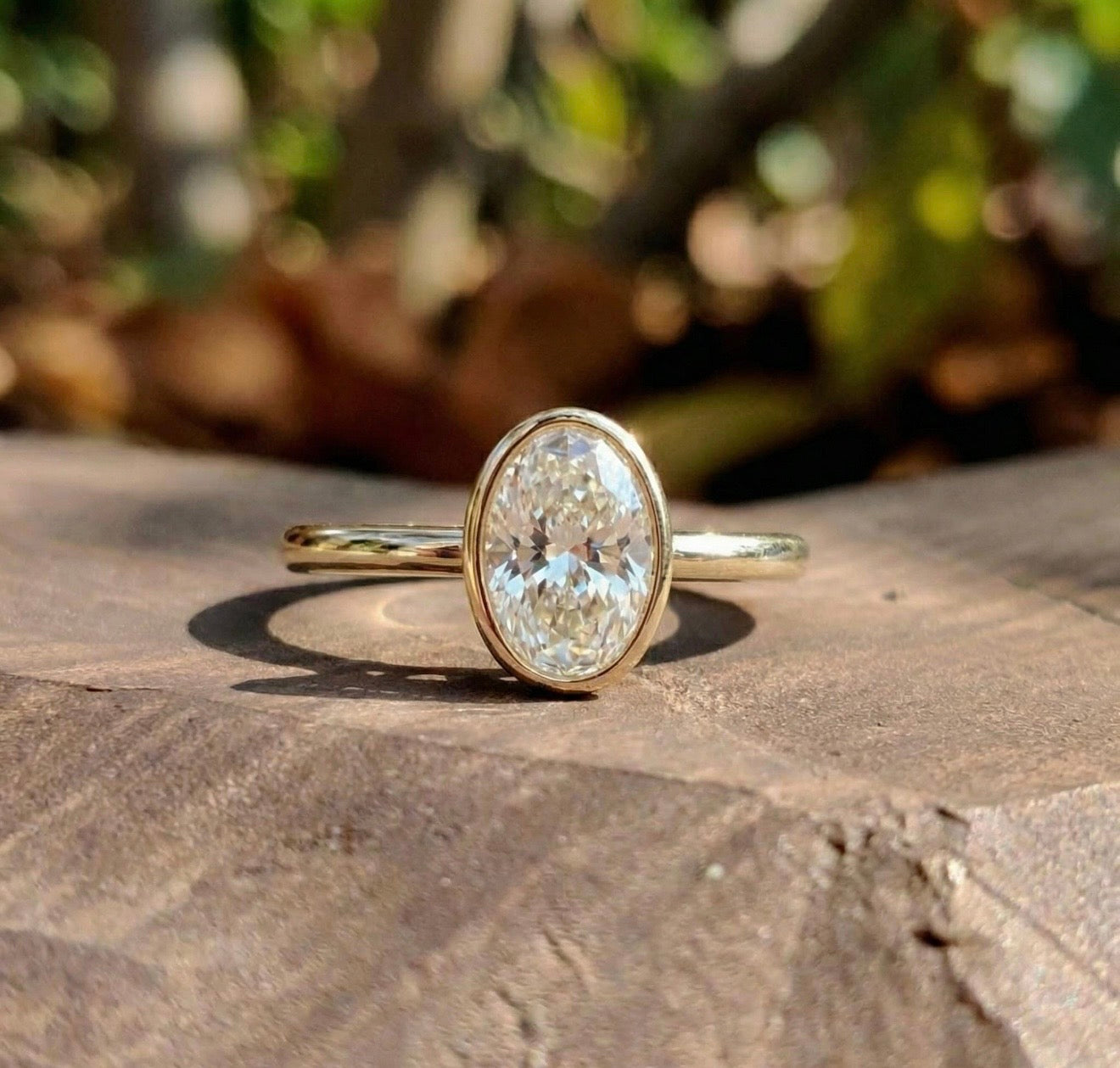 Simple Oval Hidden Memory Band