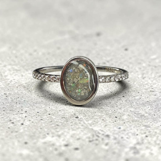 Oriana Ring – cremation and breastmilk keepsake ring