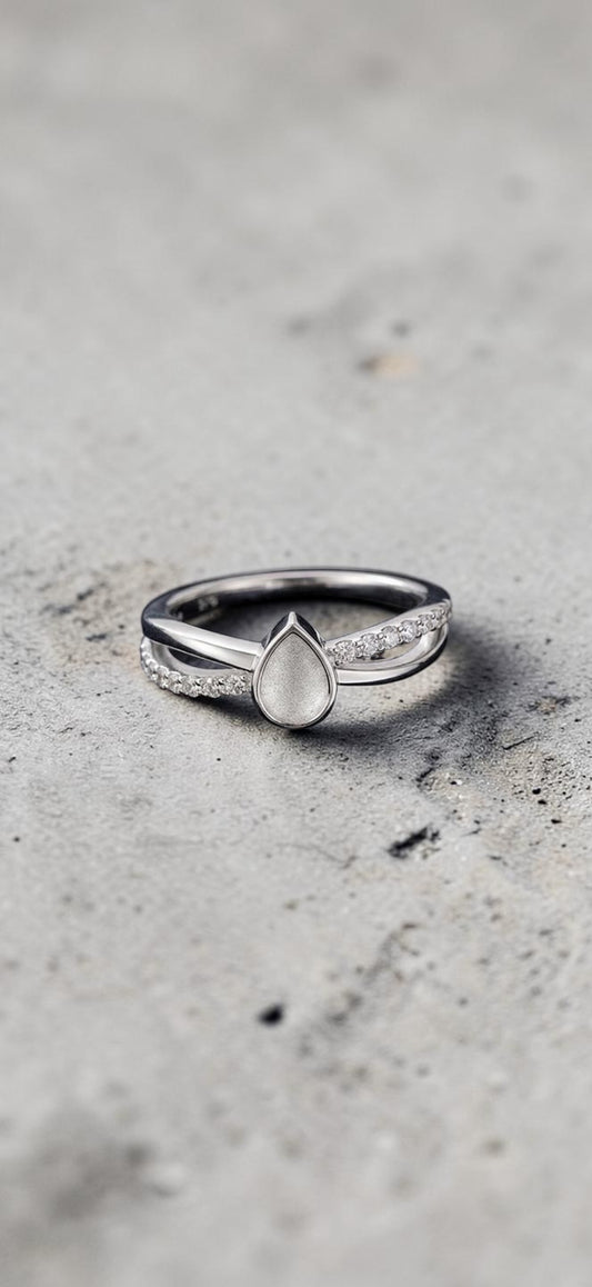 Arie Sterling Silver Ring – cremation and breastmilk keepsake ring
