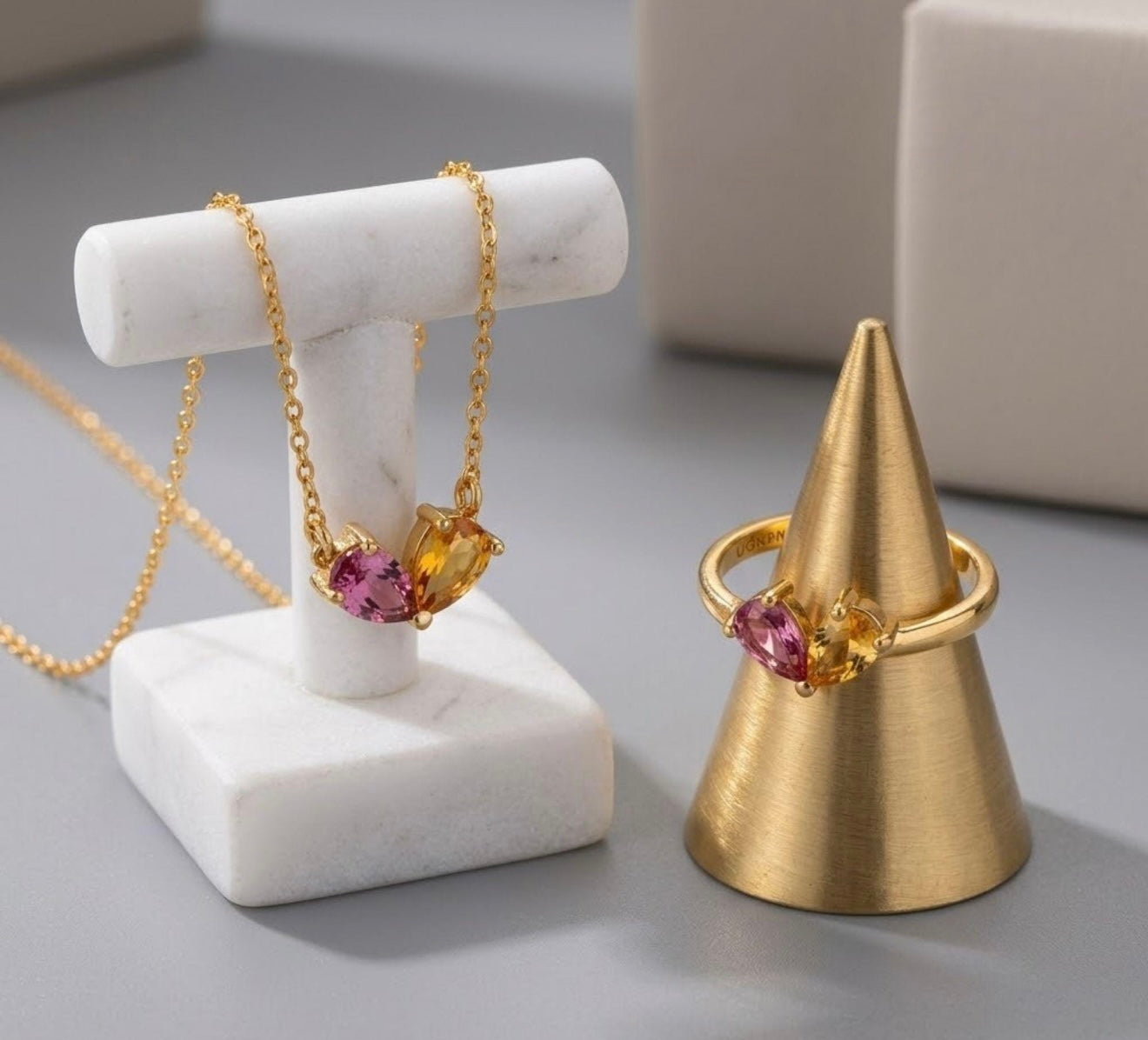 Toi Et Moi Behind the Stone Necklace