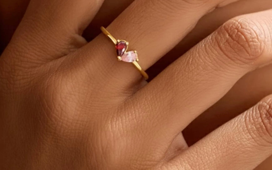 Toi Et Moi Behind the Stone Ring