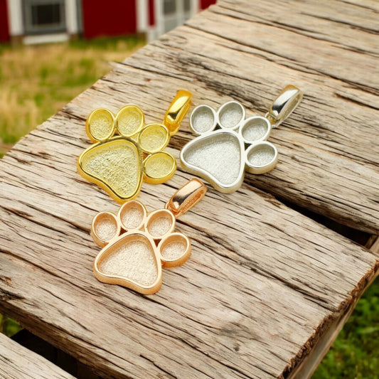 Paw Print 18K Gold Pendant