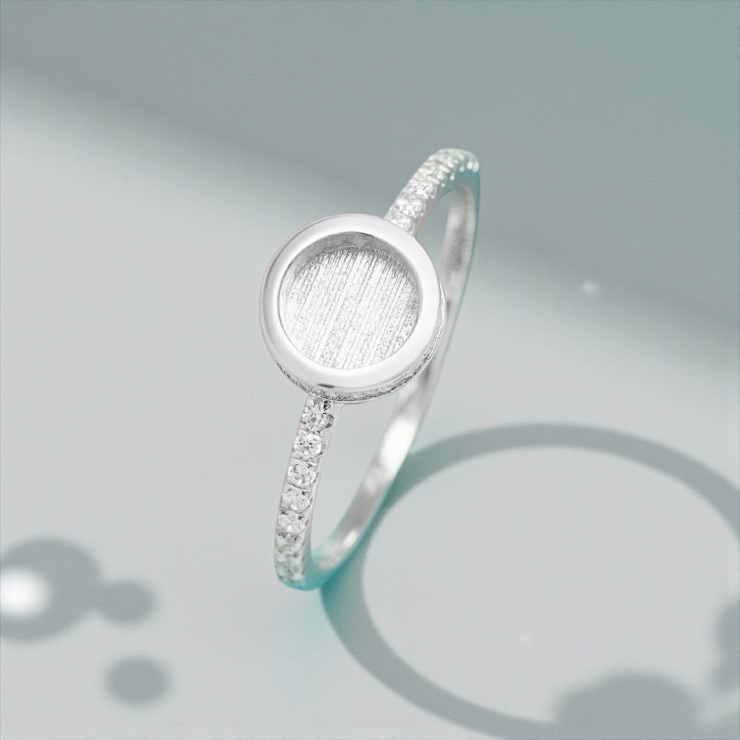 Claire Ring